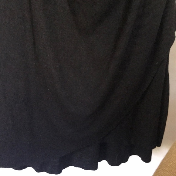 Simply Vera wang long ribbed black tank - Picture 3 of 3